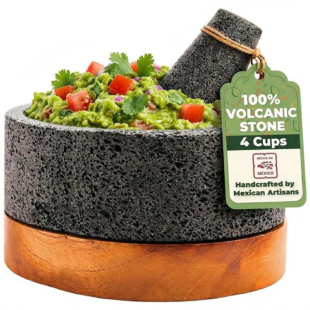 YO PIDO Molcajete 20,3 cm avec support en bois ; mortier à épices ; fabriqué avec de la pierre volcanique ; Molcajete fait à la main au Mexique ; machine à guacamole et à salsa ; comprend un pilon