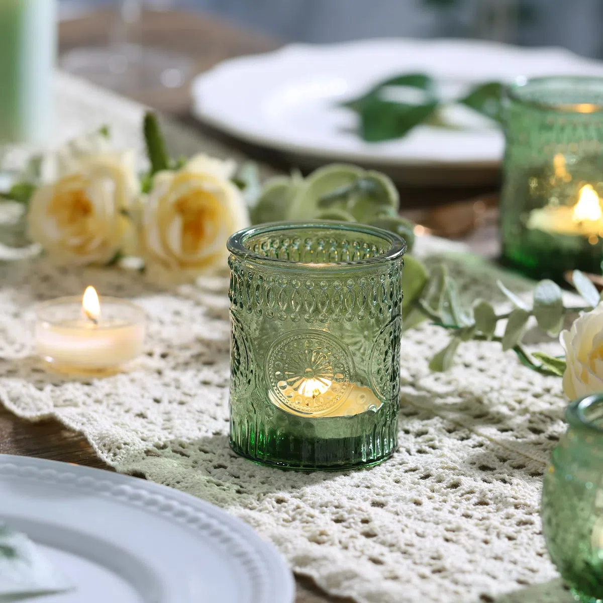 DARJEN Lot de 48 bougeoirs votifs en verre pour cire à thé LED sans flamme, bougeoir romantique pour décoration de mariage, diverses fêtes et tables de dîner