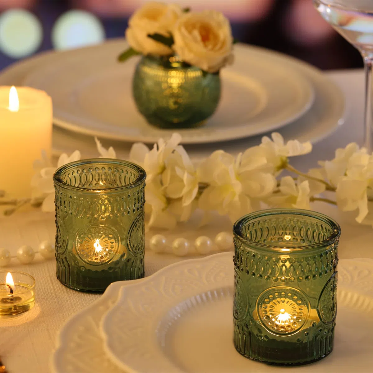 DARJEN Lot de 48 bougeoirs votifs en verre pour cire à thé LED sans flamme, bougeoir romantique pour décoration de mariage, diverses fêtes et tables de dîner